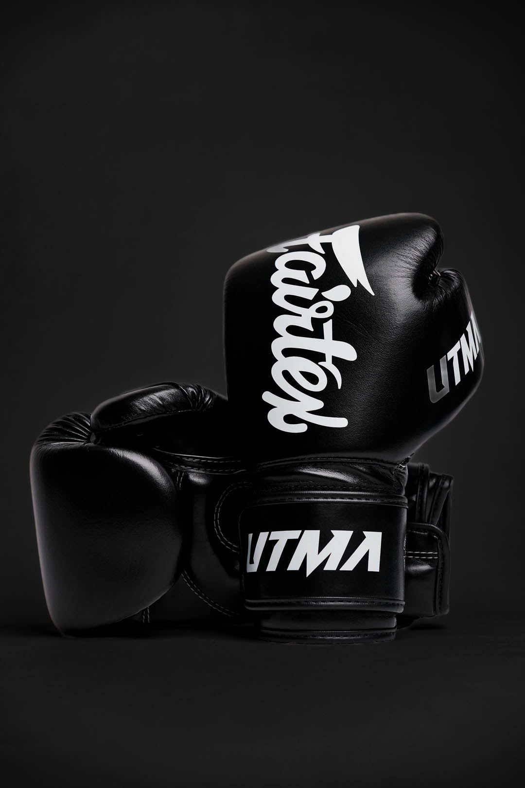 "Fairtex X UTMA" treniruočių bokso pirštinės- Classic