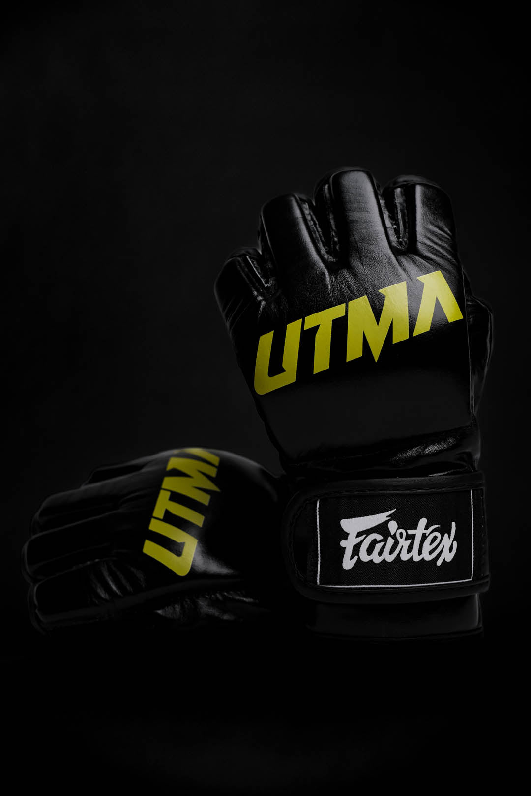 "Fairtex X UTMA" MMA pirštinės - Black