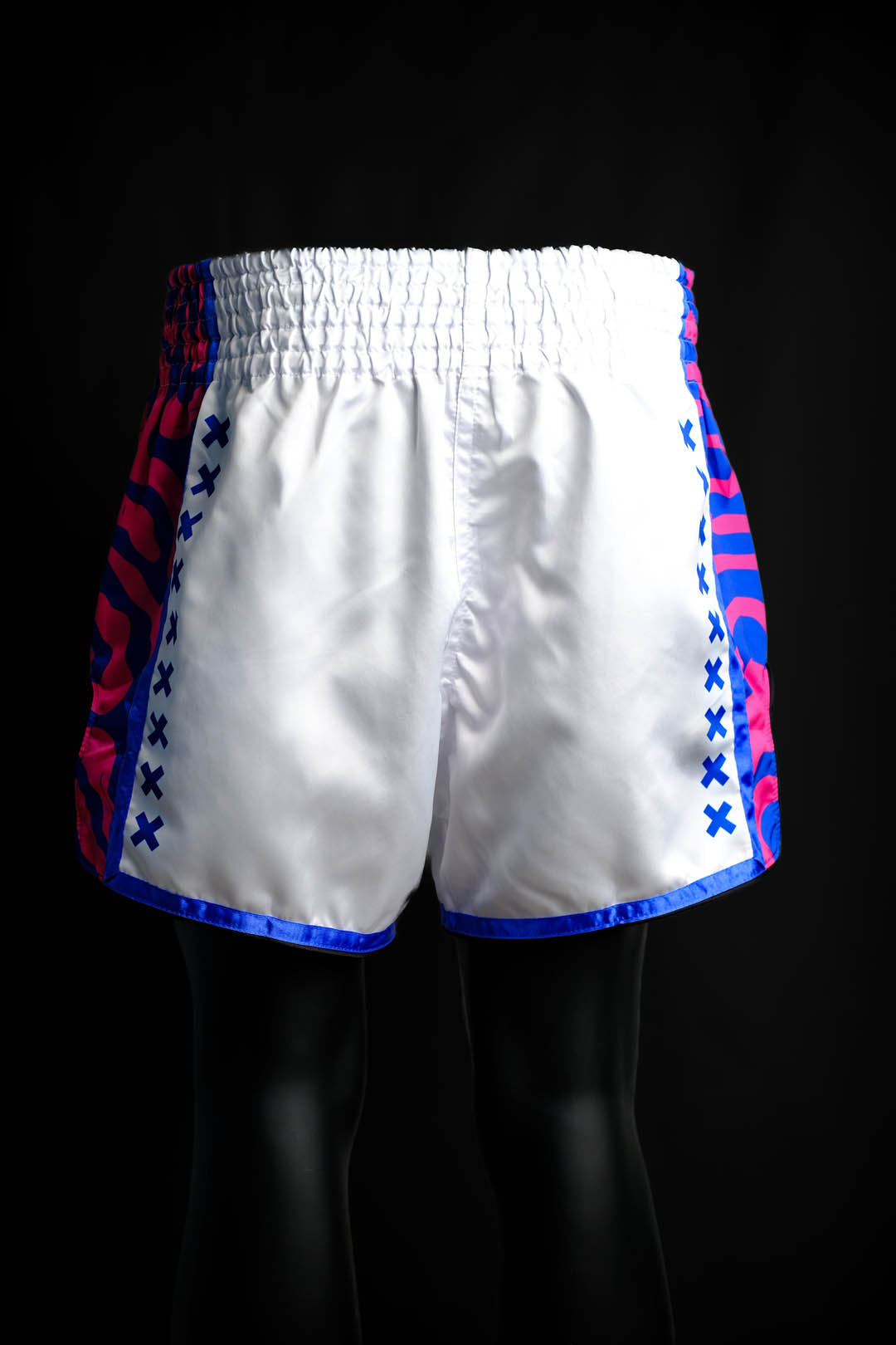 "Fairtex X UTMA" K1 šortai - GRAFFITY